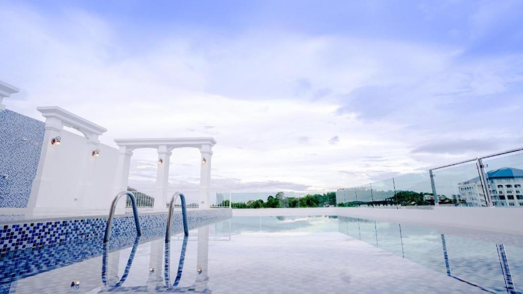 B2 Phuket Premier Hotel Luaran gambar